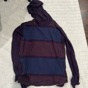 On the Byas Men lightweight pullover with hood